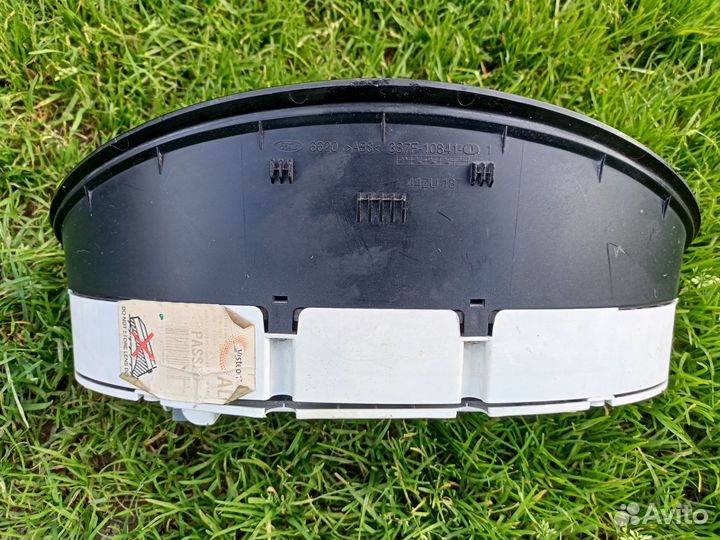 Щиток приборов Ford Mondeo 3