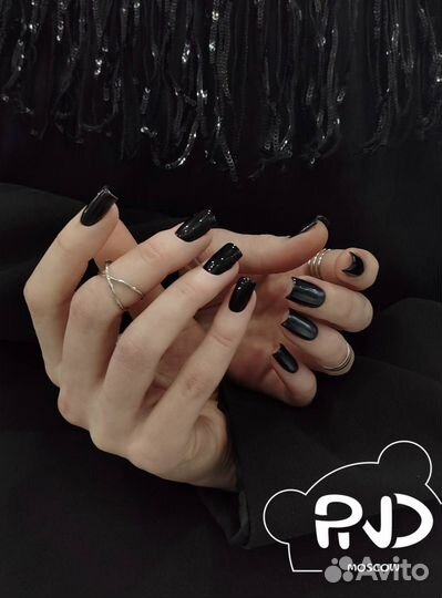 Модель на маникюр с покрытием Luxio