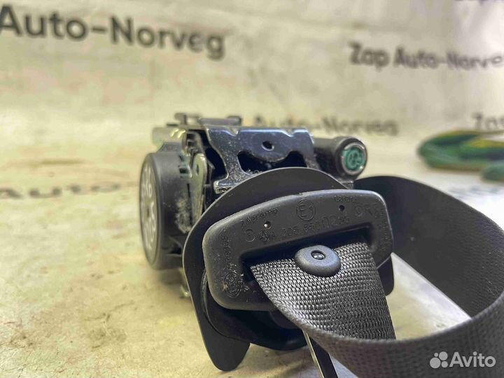 Ремень безопасности передний правый Mercedes C W20