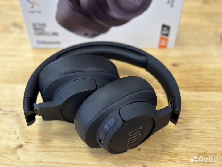 Беспроводный наушники JBL Tune 760nc