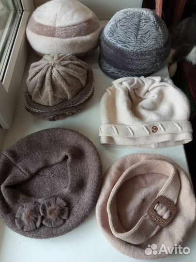 Шапки много разных