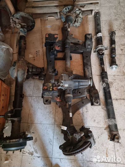 Запчасти на hyundai Н1