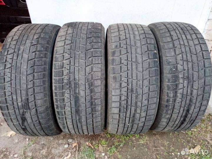 Yokohama Ice Guard IG50+ 235/50 R18