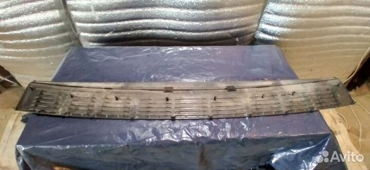 Накладка бампера заднего Toyota Land Cruiser 200