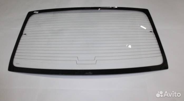 Стекло заднее на Skoda Roomster Scout