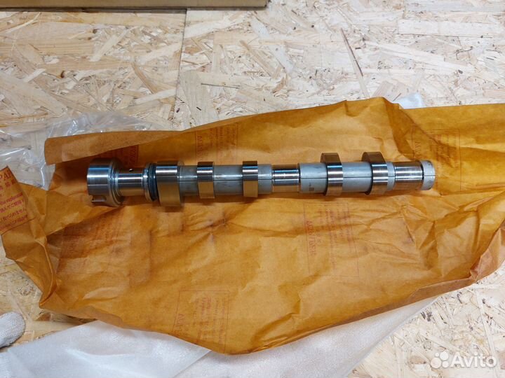 Распредвал впускной левый Subaru Legacy/Forester