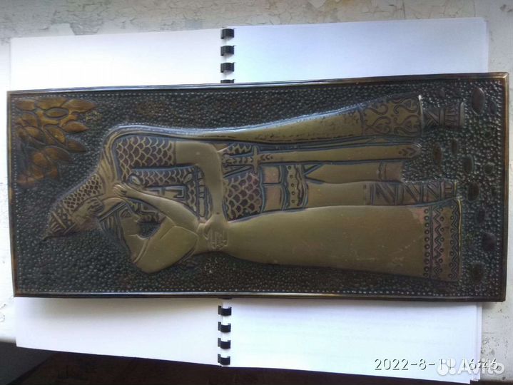 Панно чеканка