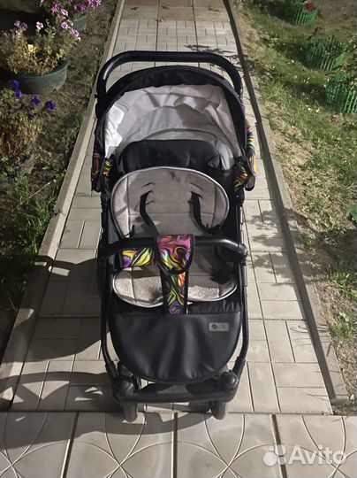 Коляска всесезонная