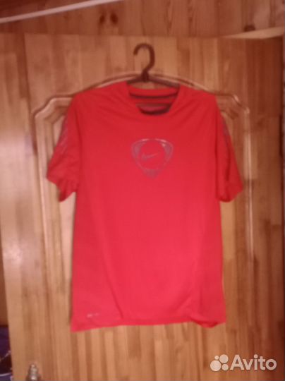 Спортивная футболка nike