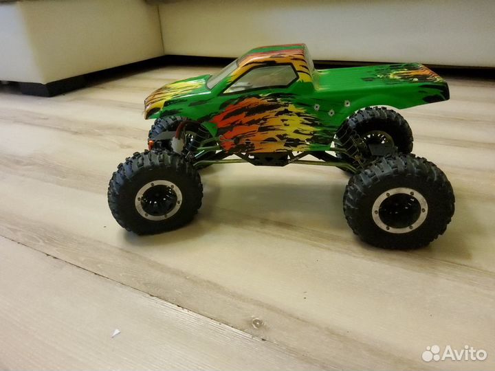 RC trophy crawler axial ax10 scorpion 1:10 в тюнин
