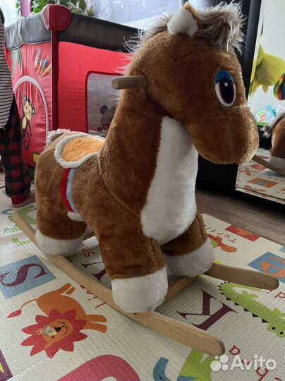 Лошадь качалка