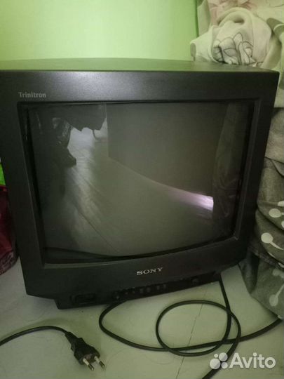 Телевизоры sony, диагональ -52 см и 35 см