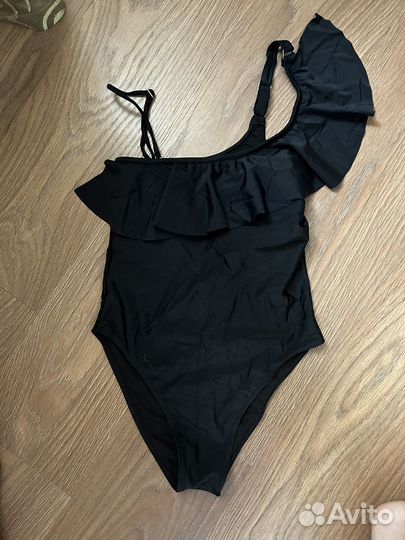 Купальник слитный