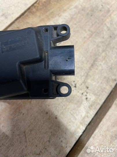 Моторчик жалюзи радиатора Bmw 6 G32