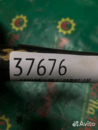 Кулак задний левый Honda Accord 6