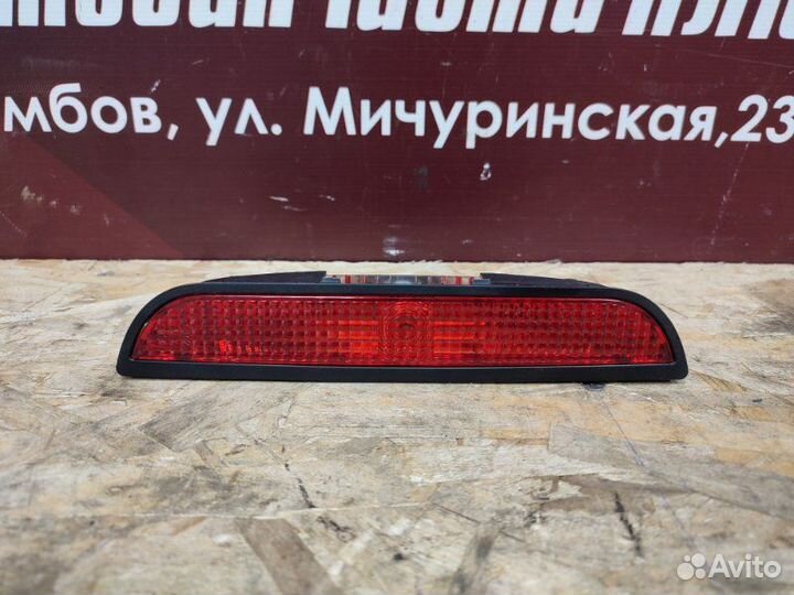 Стоп-сигнал Renault Sandero