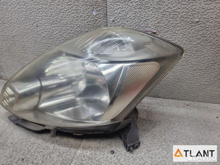 Фара передняя левая toyota passo