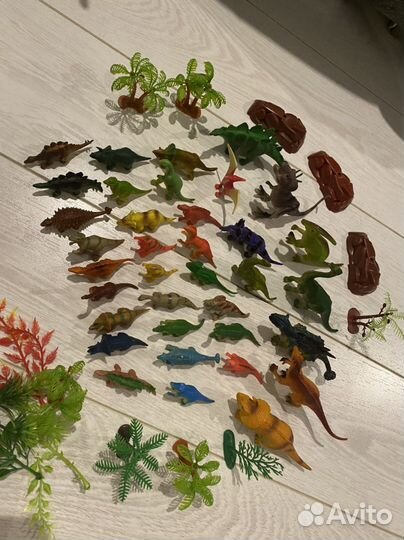 Динозавры фигурки