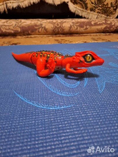Интерактивная игрушка ящерица