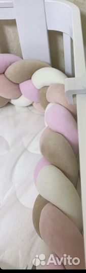 Бортик в кровать и балдахин с держателем