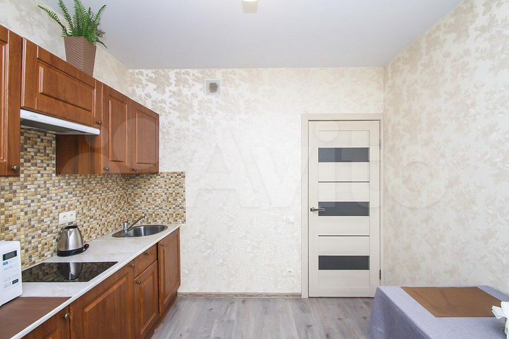 2-к. квартира, 55 м², 9/15 эт.