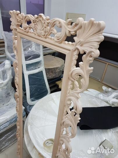 Багетная рама для зеркала из дерева А44