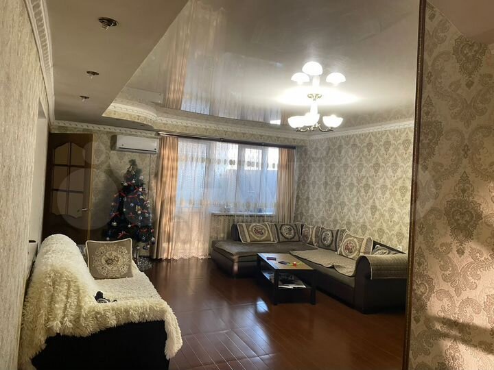 Дом 226 м² на участке 4,5 сот.