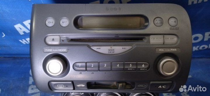 Штатная магнитола Honda Fit хэтчбек L13A 2003