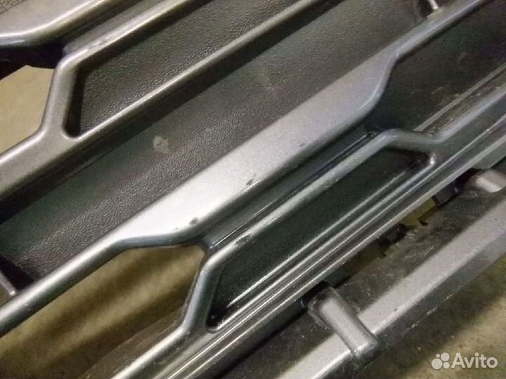 1258388 toyota RAV4 решетка облицовки радиатора 2020
