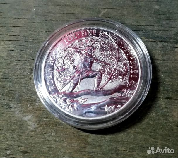 Монета серебряная Великобритании