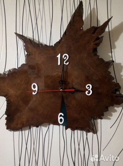 Оригинальный подарок-Часы. Спил корня дуба