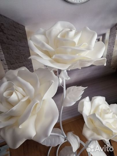 Ростовые цветы из изолона