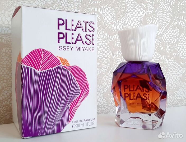 Issey Miyake Pleats Pleaise