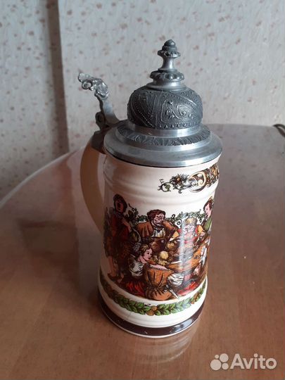 Пивная кружка с крышкой