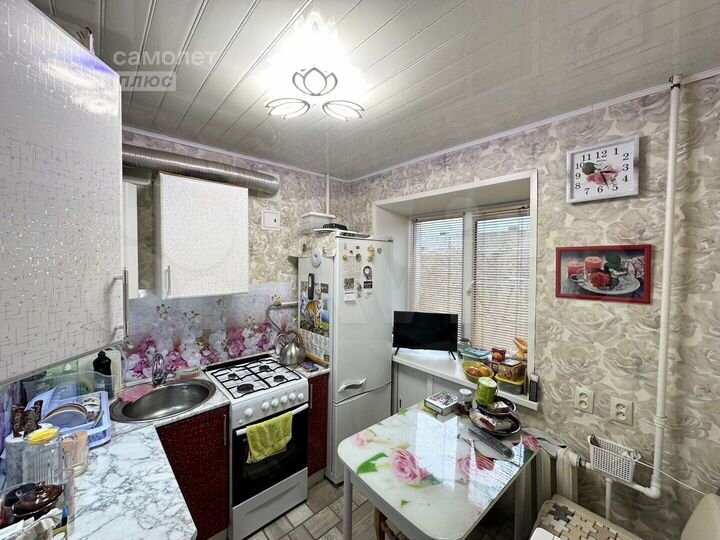 2-к. квартира, 41 м², 3/5 эт.