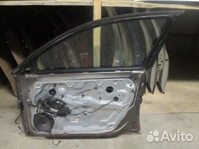 Дверь передняя правая Volkswagen Passat B5