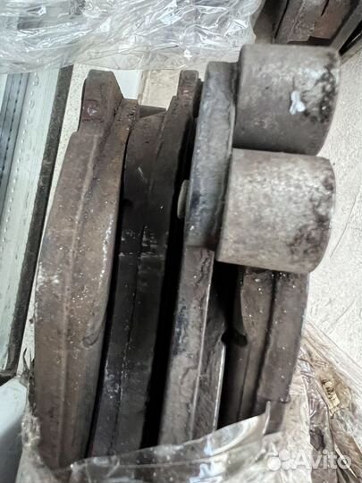 Тормозные колодки Porsche Cayenne 955/957