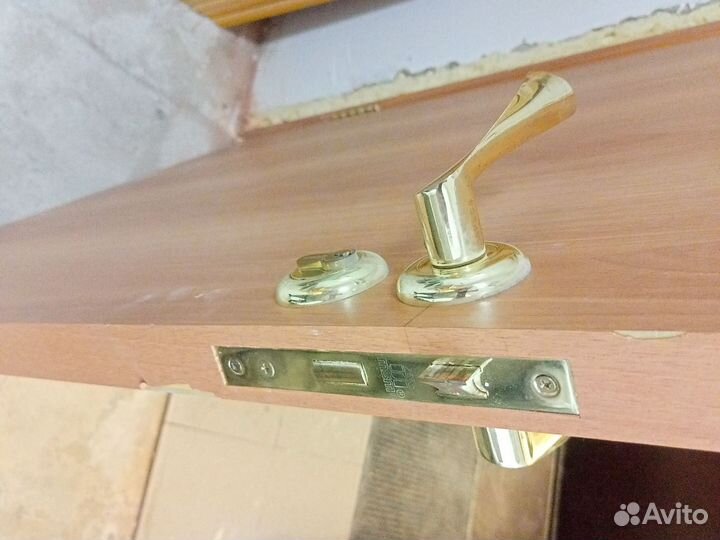 Б/у двери (комплект ),OSB, фанера 6