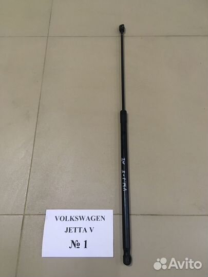 Замок и амортизатор капота Volkswagen Jetta 5