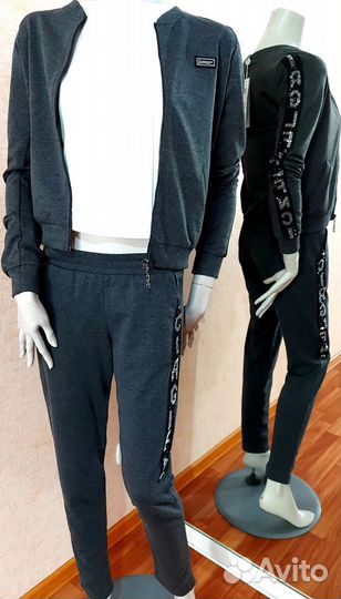 Спортивный костюм