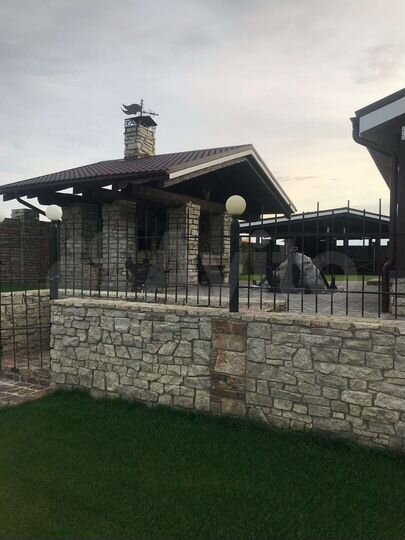 Дом 288 м² на участке 15 сот.