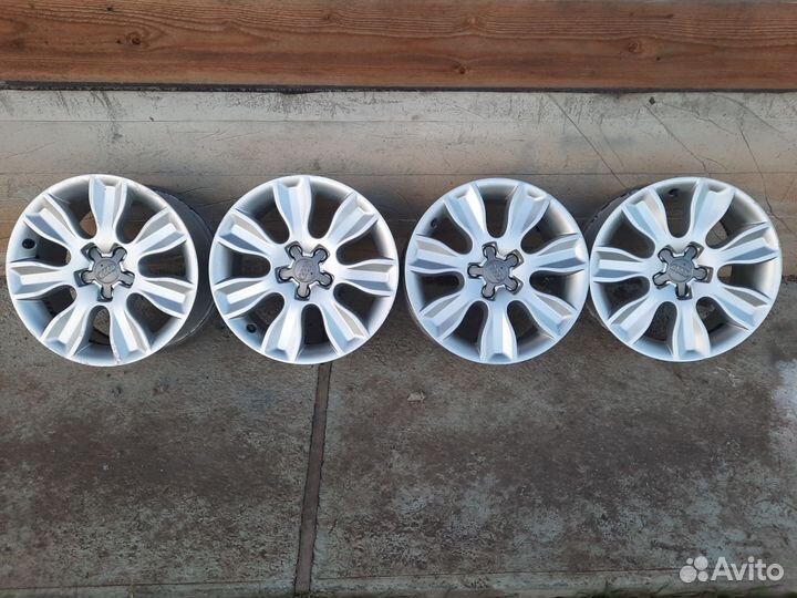 Оригинальные литые диски Audi A1 R16