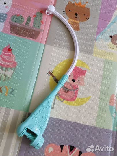 Мобиль в кроватку для новорожденных музыкальный