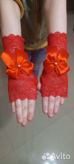 Ярко- красные ажурные минетки для девочки
