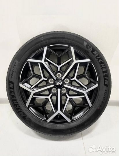 Новые Hyundai Tucson N-line, Michelin 235/55 R19