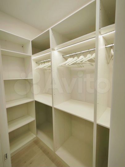 3-к. квартира, 103 м², 10/17 эт.