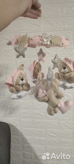 Мобиль в кроватку из фетра