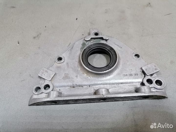 Крышка коленвала перед VW Passat B3 2,0 9A 1988-93