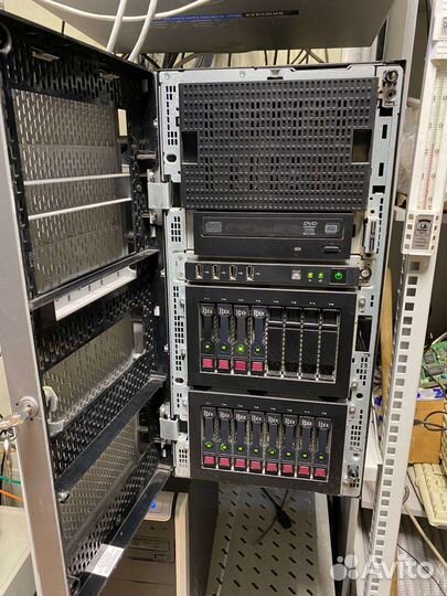 Сервер HP ProLiant ML350p Gen8