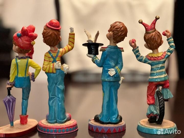 Статуэтка клоун